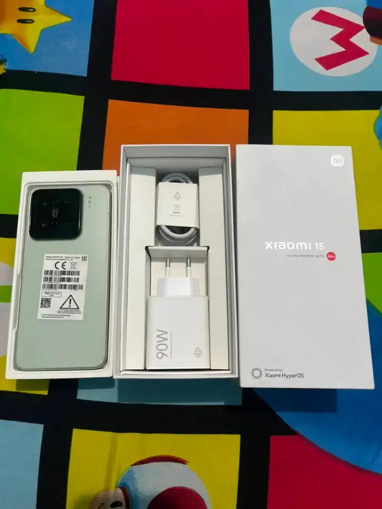 XIAOMI 15 RAM 12/256gb Warna Green Kondisi Second Mulus Fullshet