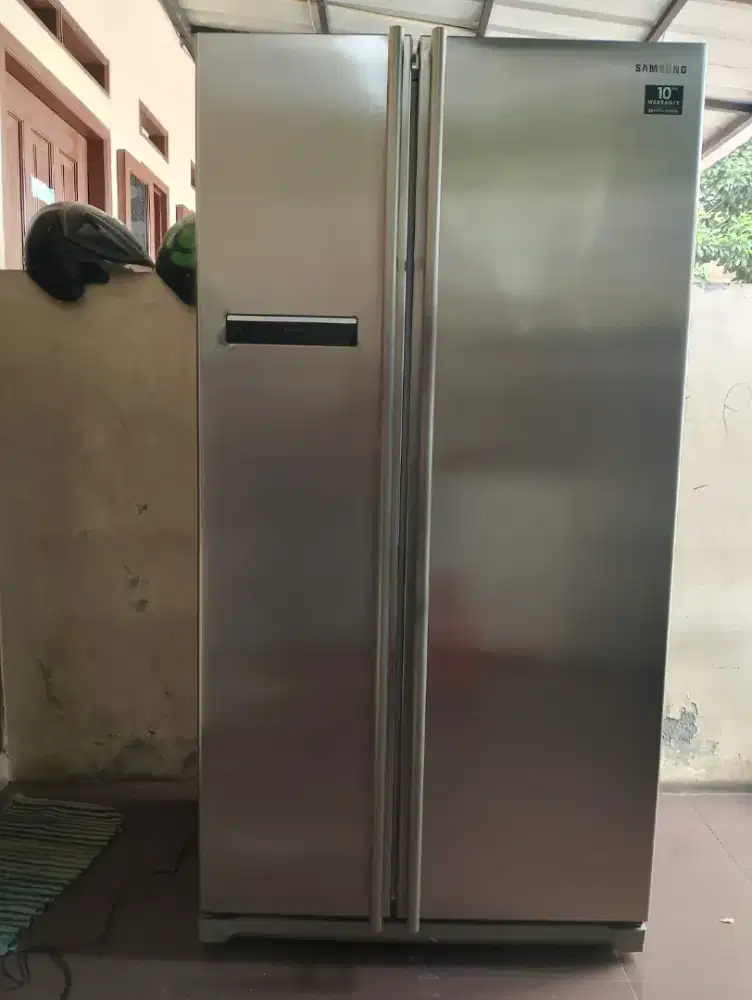 Kulkas 2 pintu Side By Side