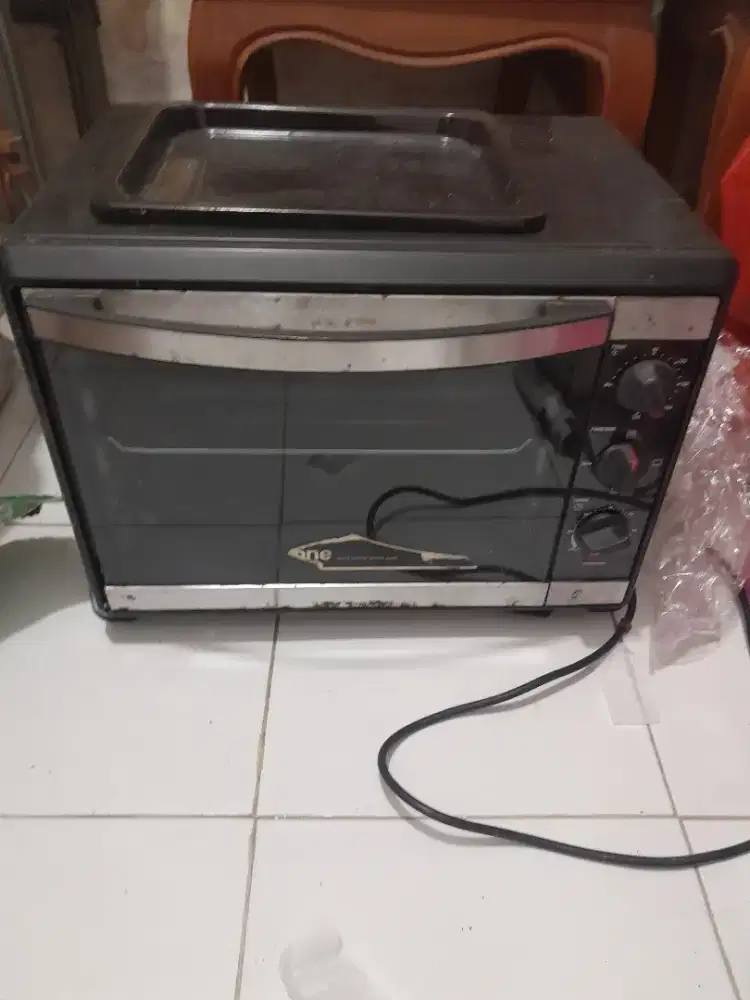 Oven/ panggangan listrik