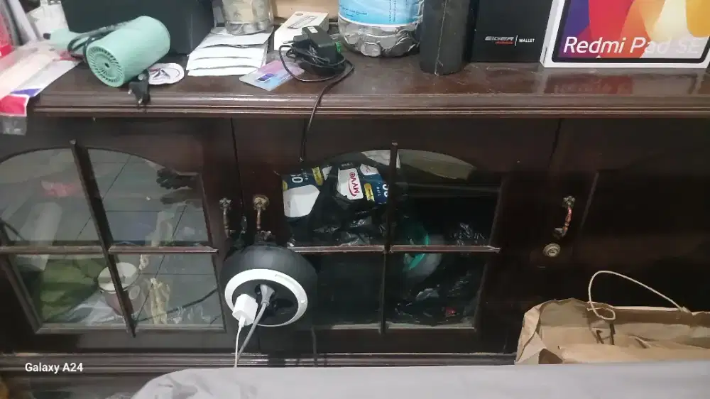 Dijual lemari kayu jati