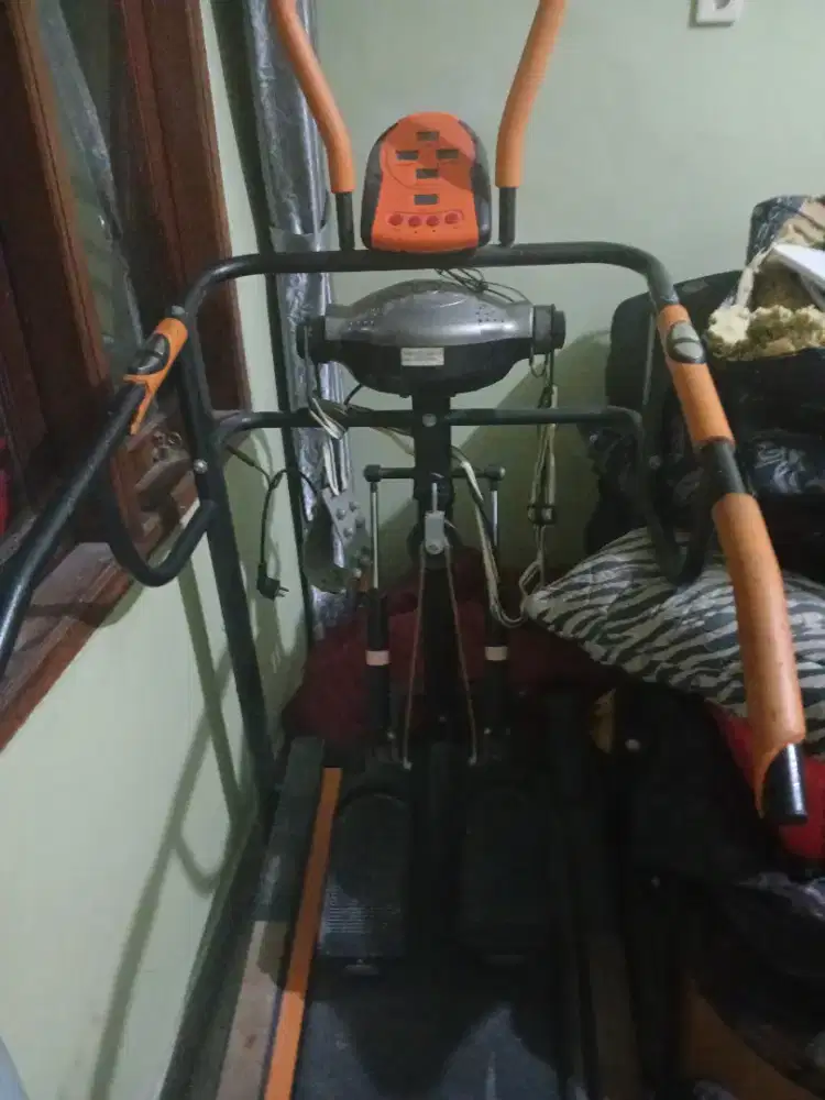 Treadmill manual tanpa listrik