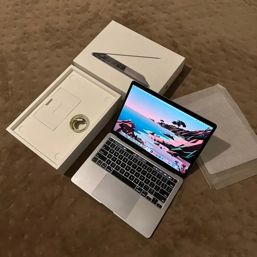 (iBox) Macbook Pro 2020 13 inch i5 8/256 Fullset Original Like New