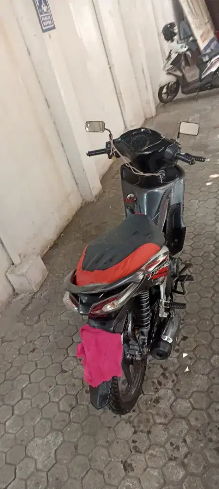 JUAL SUPRA X HELM IN TH 2015