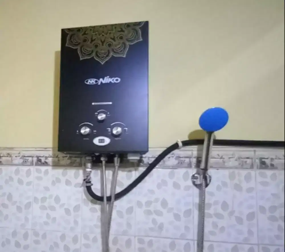 Pemanas Air Kamar Mandi x Niko