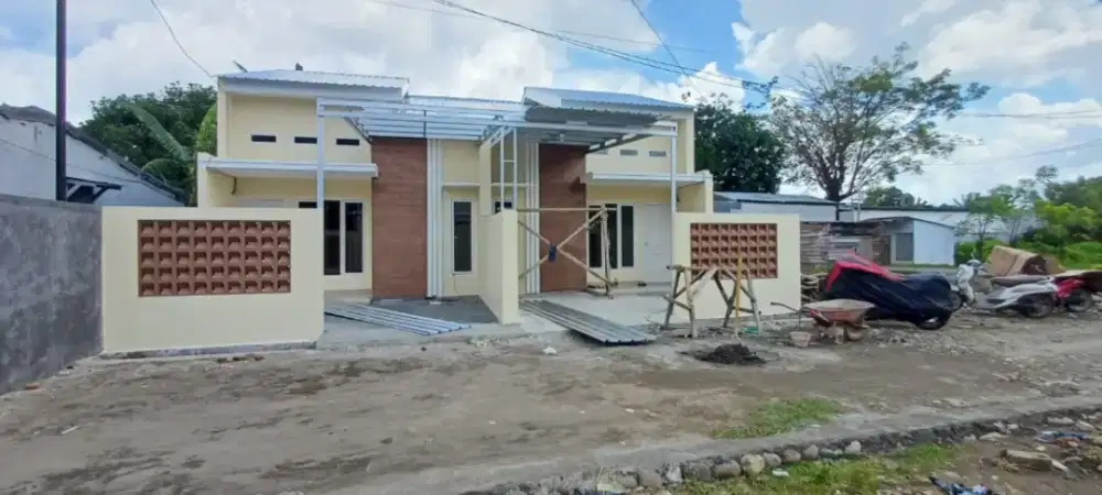 Rumah baru jl.tamangapa raya 5 parinring
