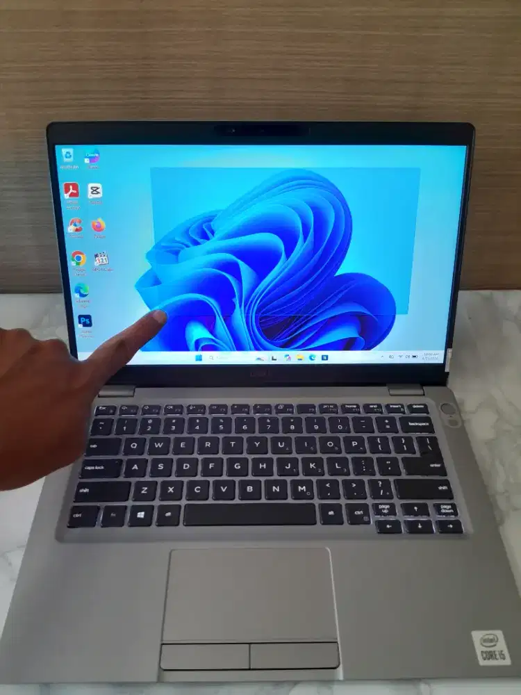 Dell 5310, touchscreen, i5 gen10, ram 16gb, ssd 256gb, layar 13,3in,