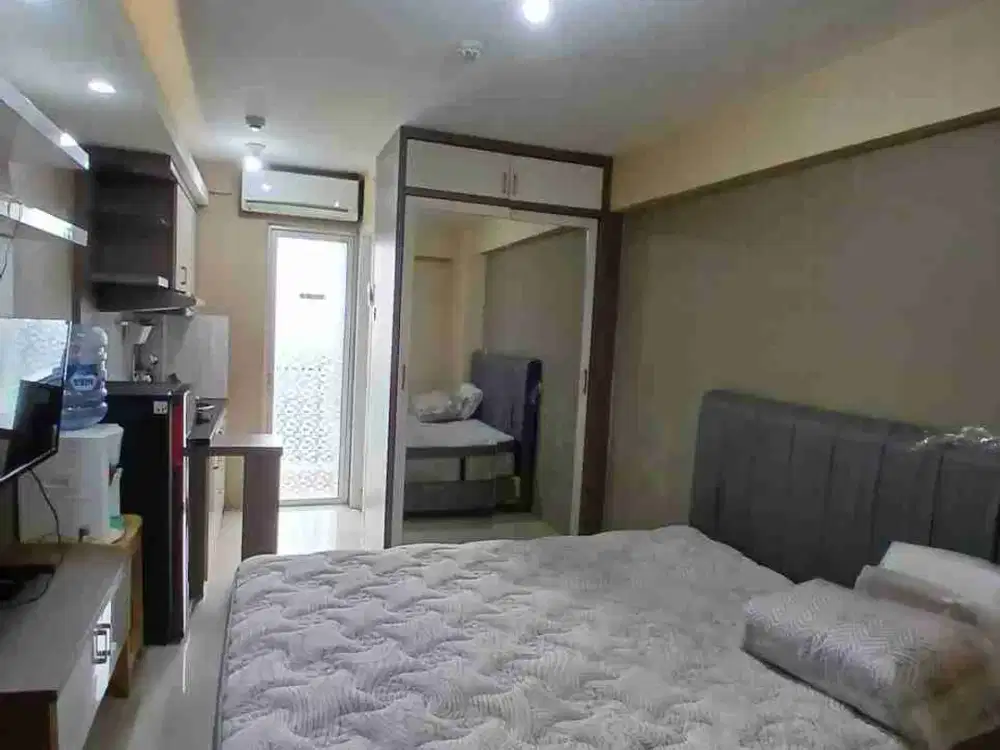 Sewa Studio Furnished ada water heater apartment Bassura City tower Dahlia
