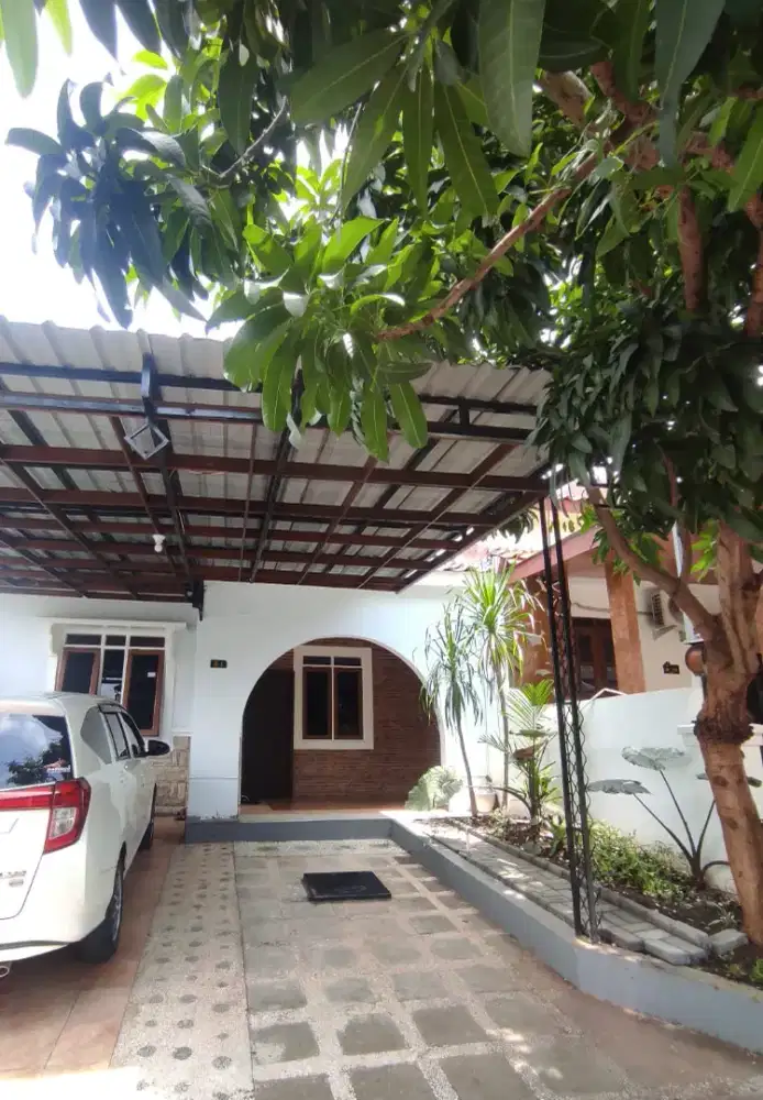 DIKONTRAKKAN RUMAH GRAHA WAHID KEDUNGMUNDU SEMARANG