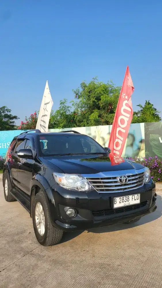 FORTUNER BENSIN 2.7 2013. G LUX. 2TR - HITAM