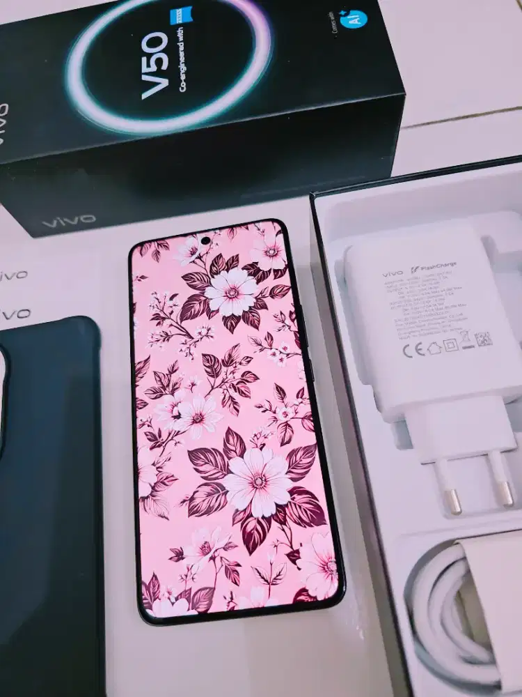 Vivo V50 5G 12/256 Fulset Ori Garansi 2Tahun Bulan 3 2027