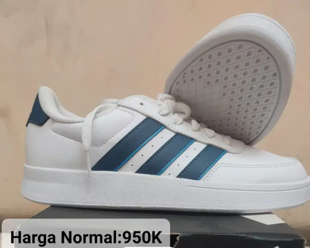 Sepatu Olahraga Pria Adidas Breaknett New