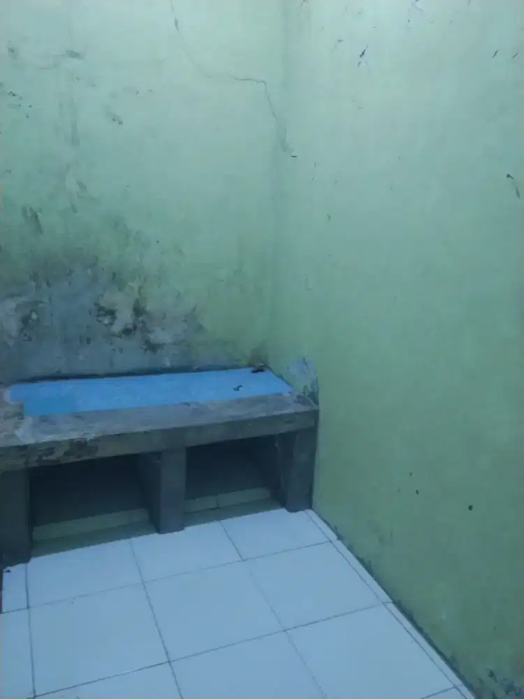 Kontrakan Kosong