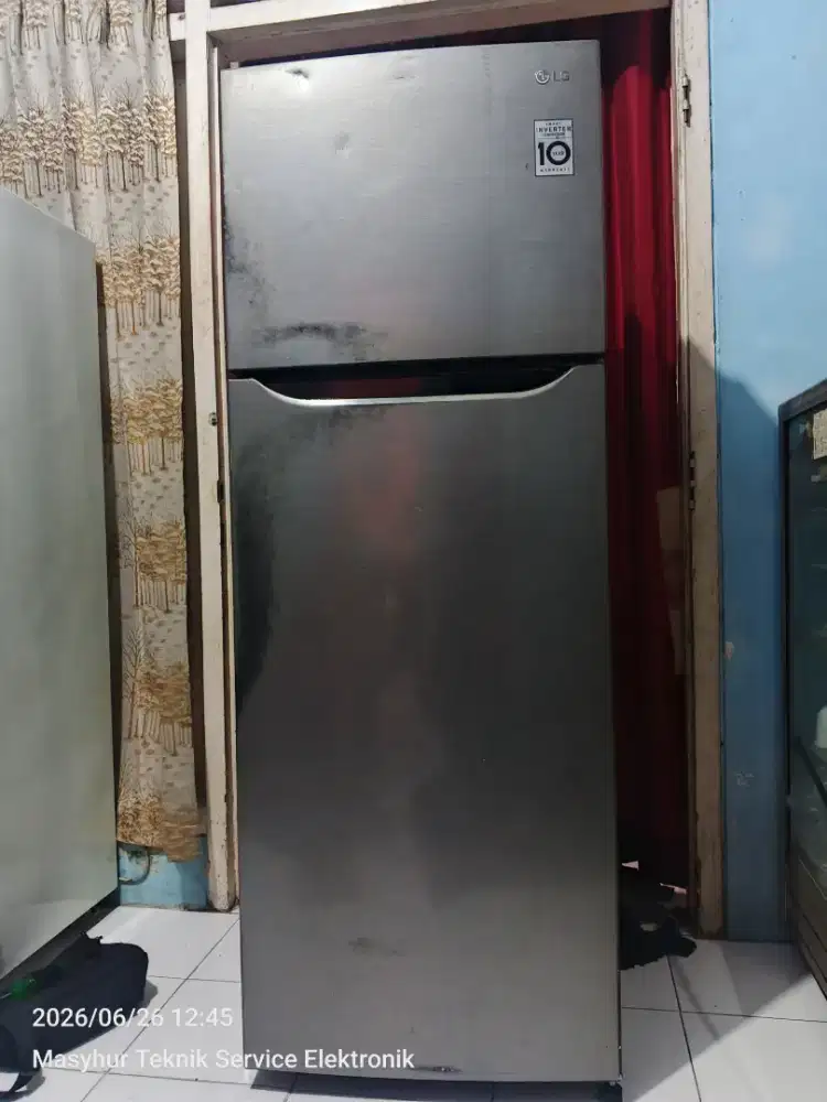 Kulkas LG 200 liter ori