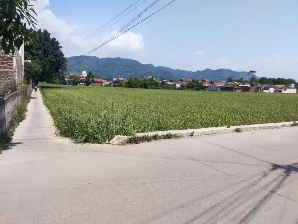 Tanah di jual cepat lokasi masuk mobil lokasi di bojong sari bandung