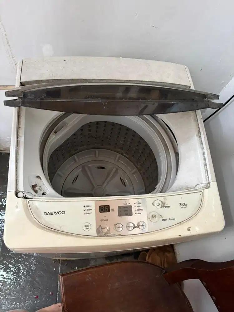 Mesin cuci bekas