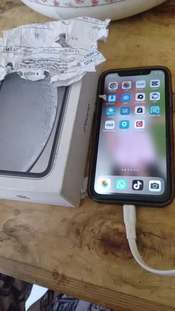 iphone XR second