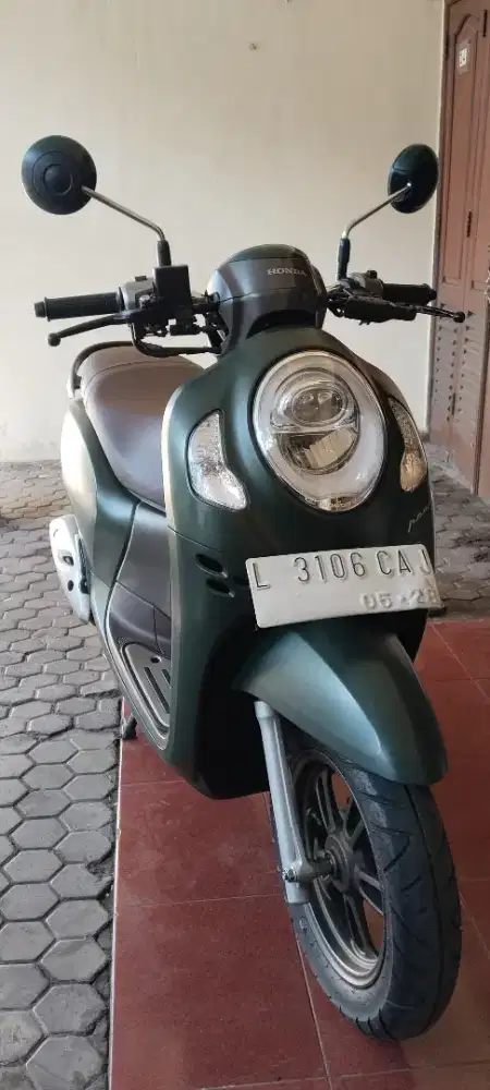 Honda Scoopy Prestige 2023 KM 16 rb warna hijau