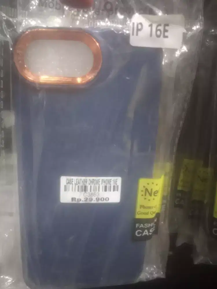 CASE LEATHER CHROME IPHONE 16E | ATLANTIS DAHSYAT