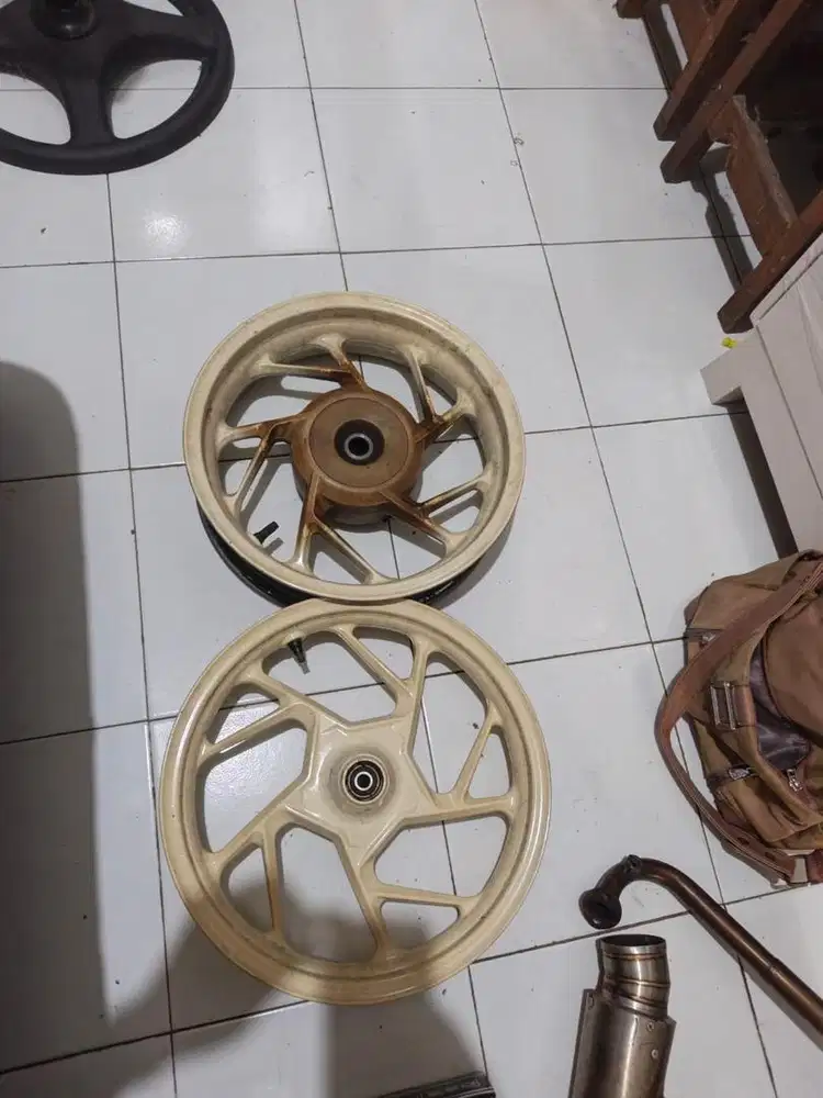 velg vario 160 kondisi mulus