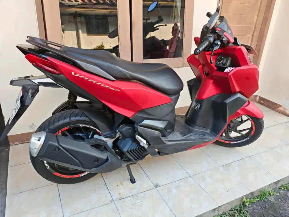 VARIO 160 CBS TAHUN 2023 MERAH