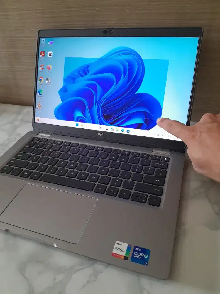 Dell 5320, core  i7 gen11, ram 16gb, ssd 512gb,touchscreen 13.3in, FHD