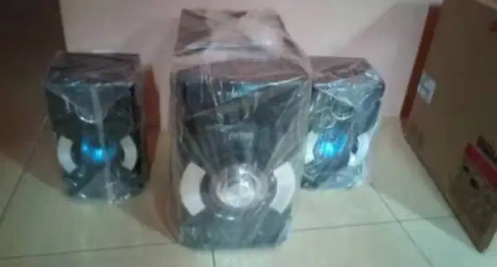 POLYTRON SPEAKER AUDIO PMA 9527 PMA9507 SUPER BASS BLUETOOTH FM RADIO