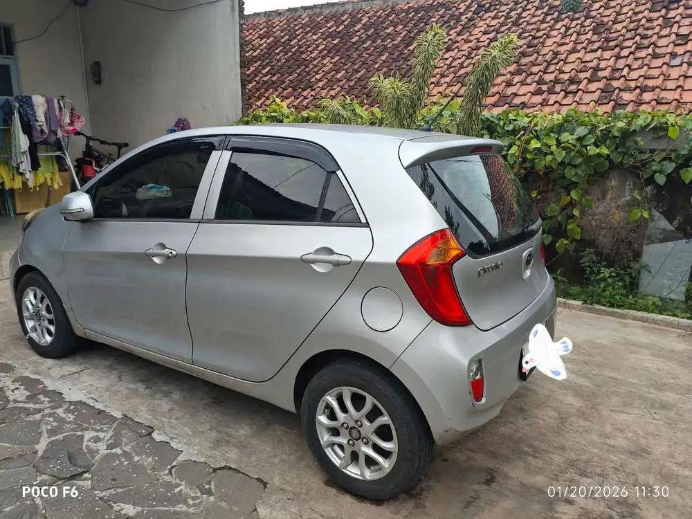 Kia Picanto 2012 Bensin