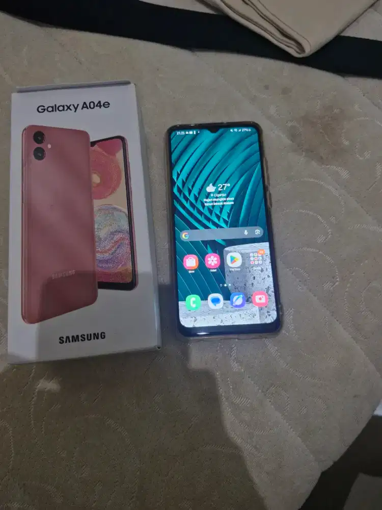 Samsung A04e Istimewa