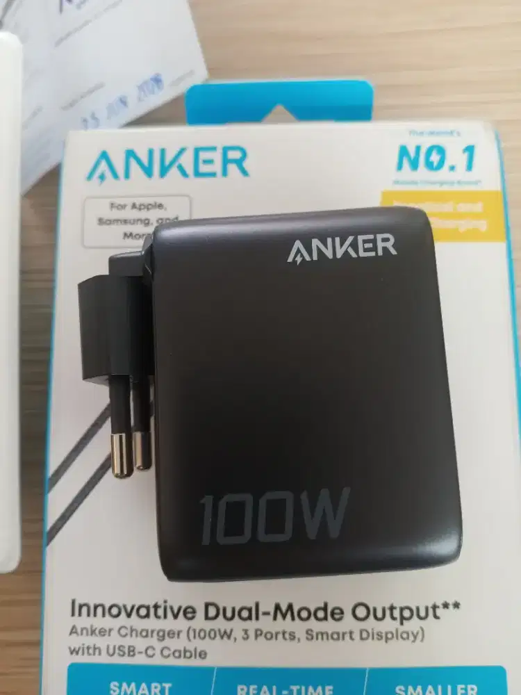 Anker Charger 100W 3 Ports, Smart Display USB C Cable
