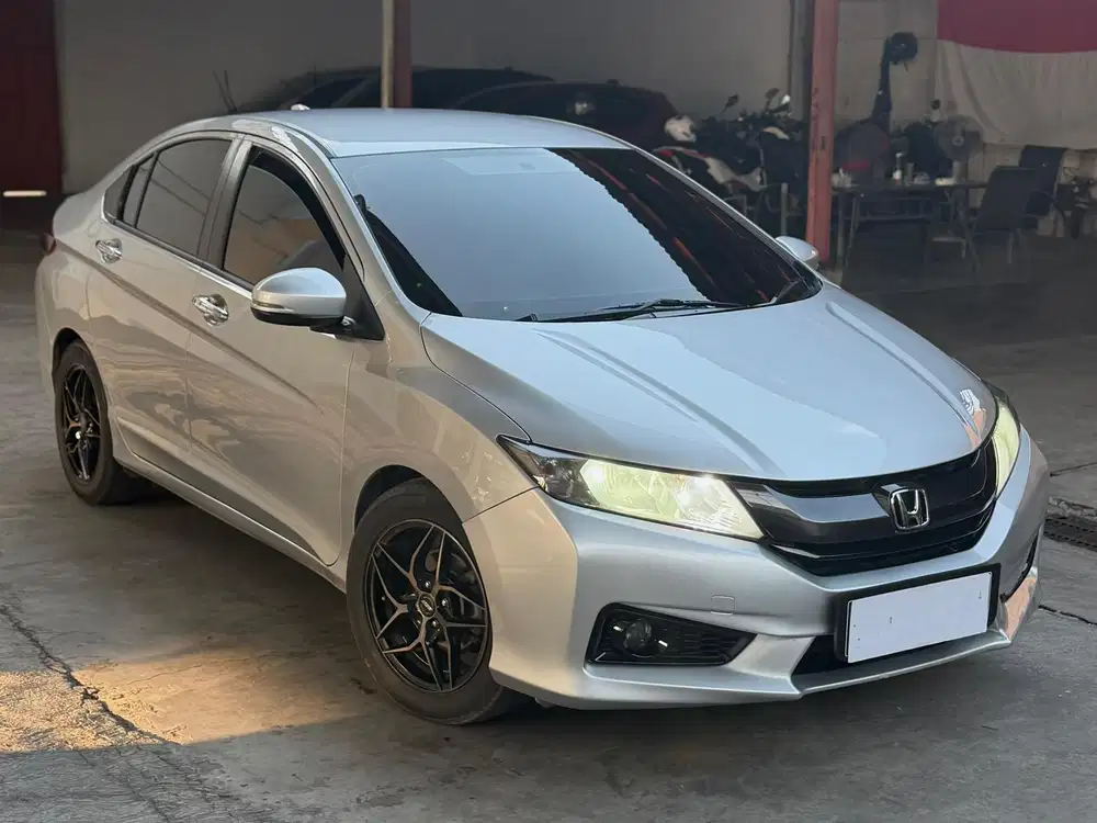 LOW KM PAJAK PAJAK Hidup Honda City E i-VTEC AT 2014 Istimewa Conds