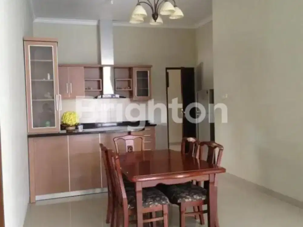 DISEWAKAN RUMAH PRIVATE POOL DELAT MALL DI PUPUK BALIKPAPAN SELATAN