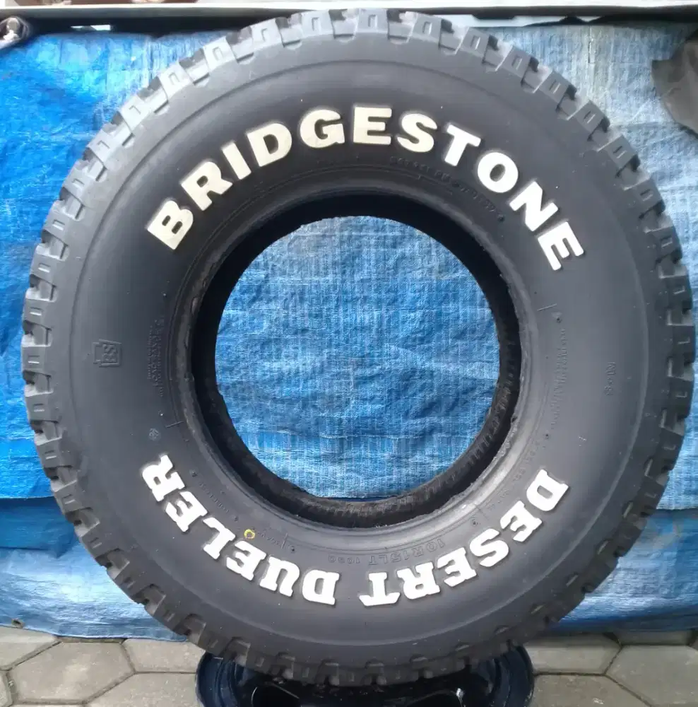 Ban Bridgestone 31 R15