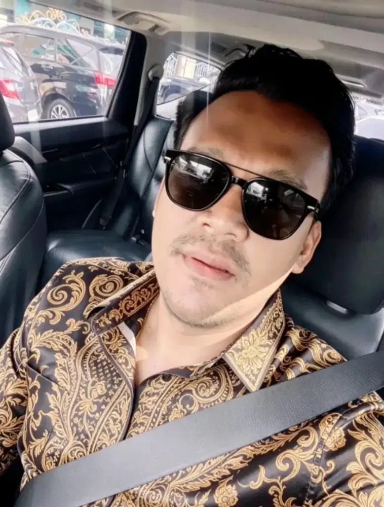 Saya Mencari pekerjaan sebagai driver