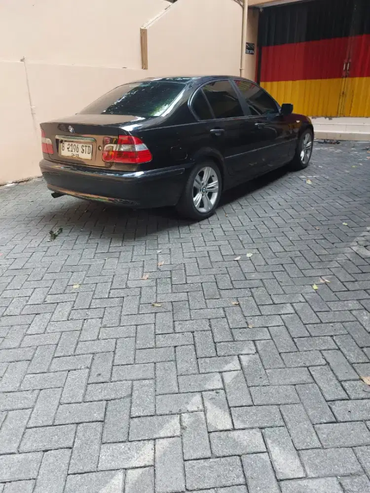 BMW E46 318i 2004 Black On Beige