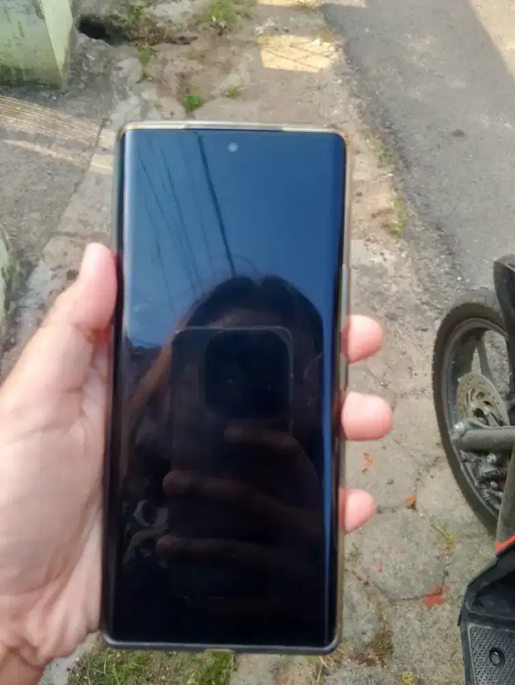 Tecno Pova 7 Curve 5G