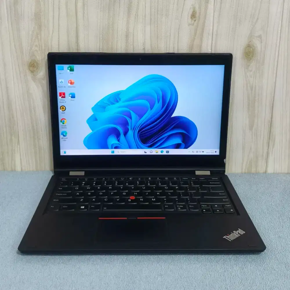 Lenovo thinkpad yoga L380 2in1 core.i5 Ram16GB/ssd512GB bogor