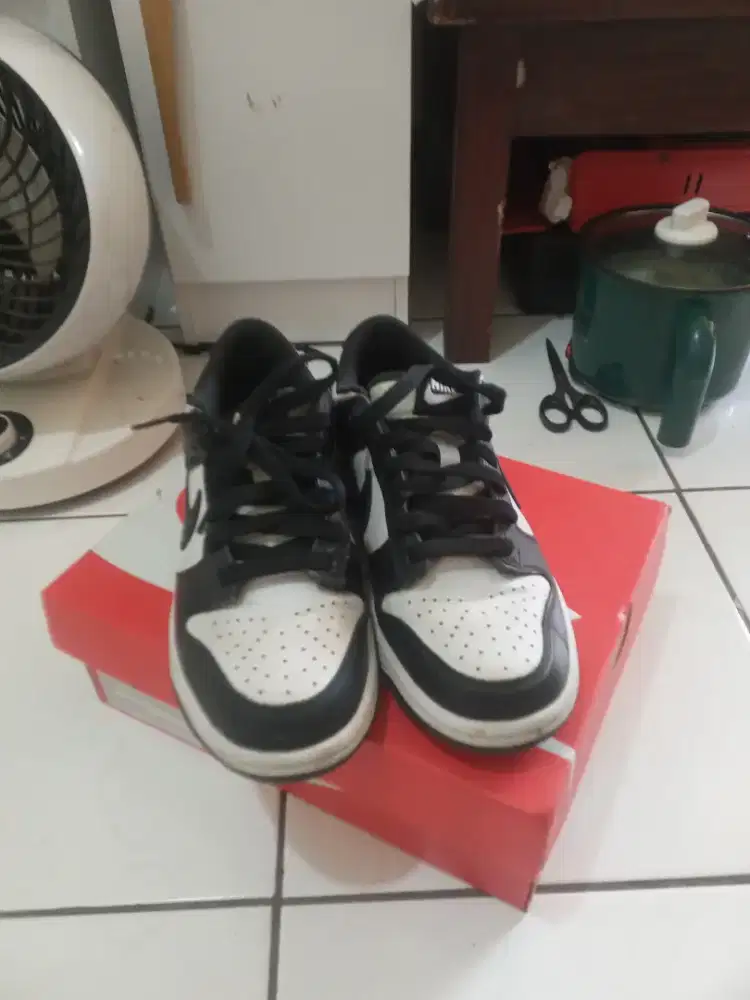 Jual cepat nike dunk panda size cwe 37,5
