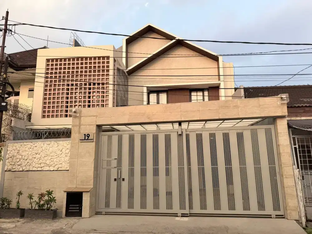 Dijual Rumah Baru Siap Huni Furnish Pusat Kota Lokasi di Kembar Bandung