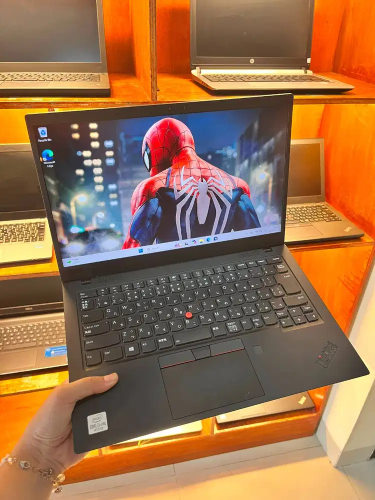 Lenovo ThinkPad X1 Carbon G8 Core i5 Gen 10 SSD 256GB Siap Pakai
