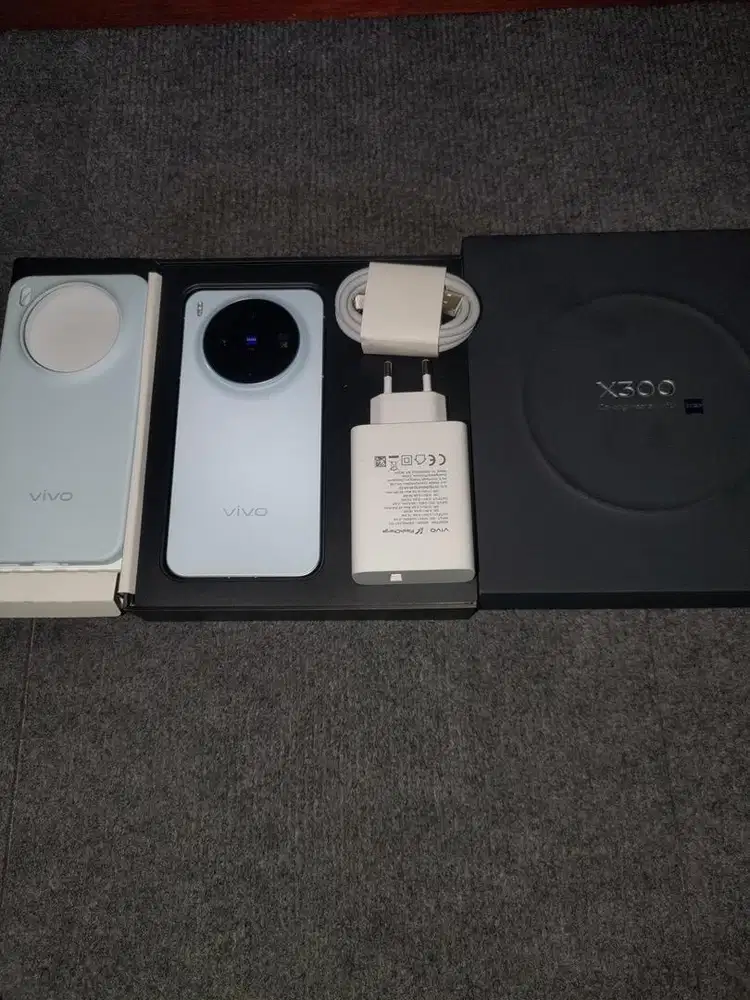 Vivo X300 16/512Gb Fullset Resmi Indonesia