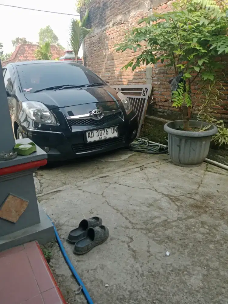 Jual toyota yaris 2010 matic