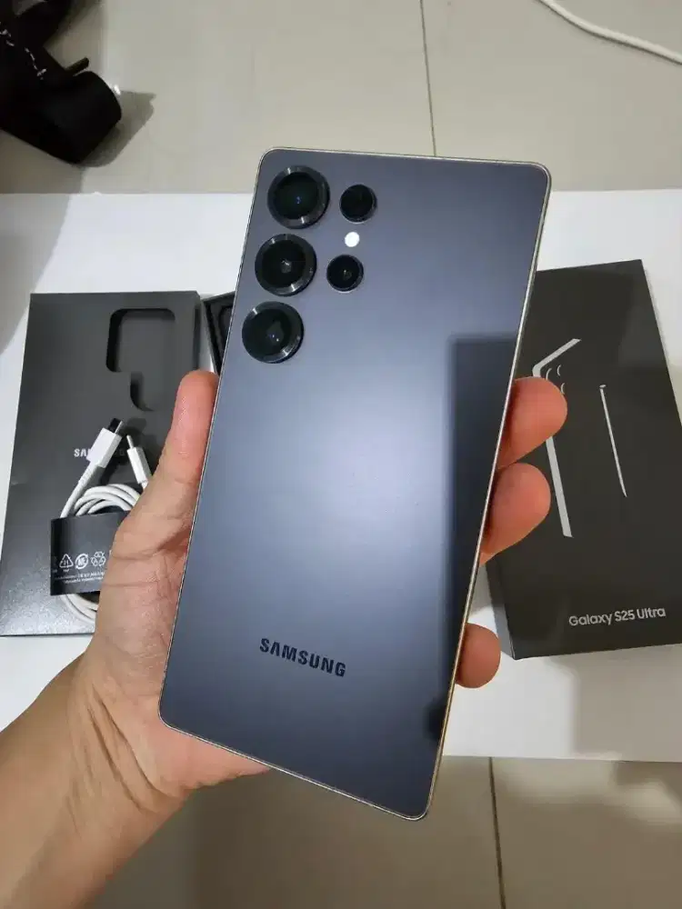 Samsung S25 Ultra ram12/256 sein