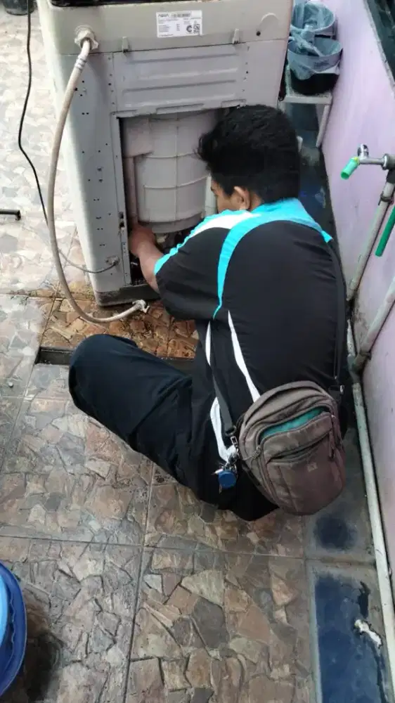 Jasa cek ac & isi freon Bergaransi