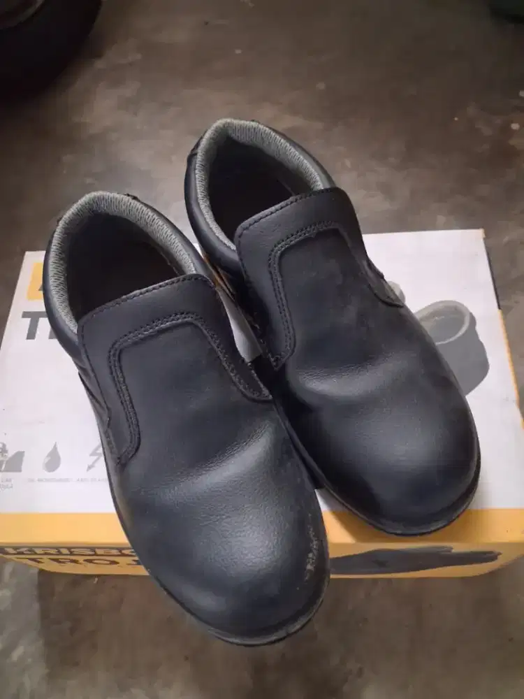 Sepatu Safety Krosbow Trojan