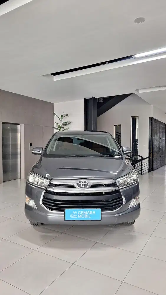 Toyota Kijang Innova V 2017