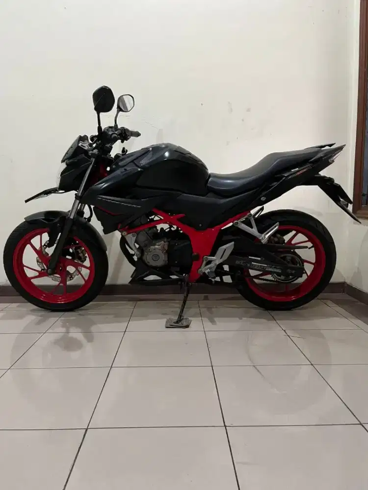 Honda CB150R 2019