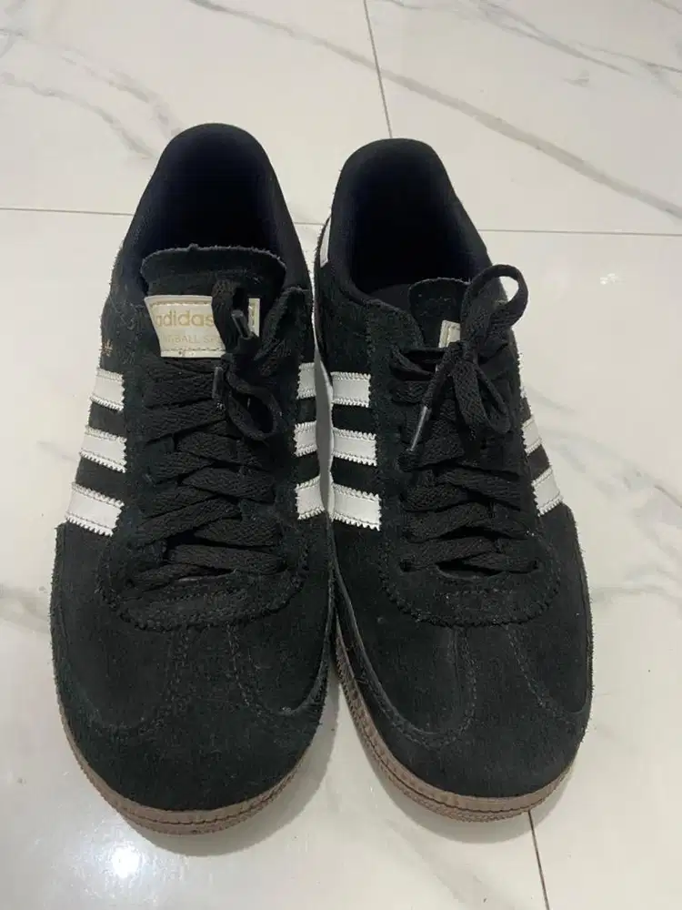 Samba spezial warna black size 41