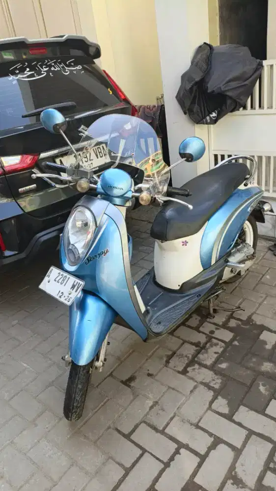 Honda Scoopy karbu 2011
