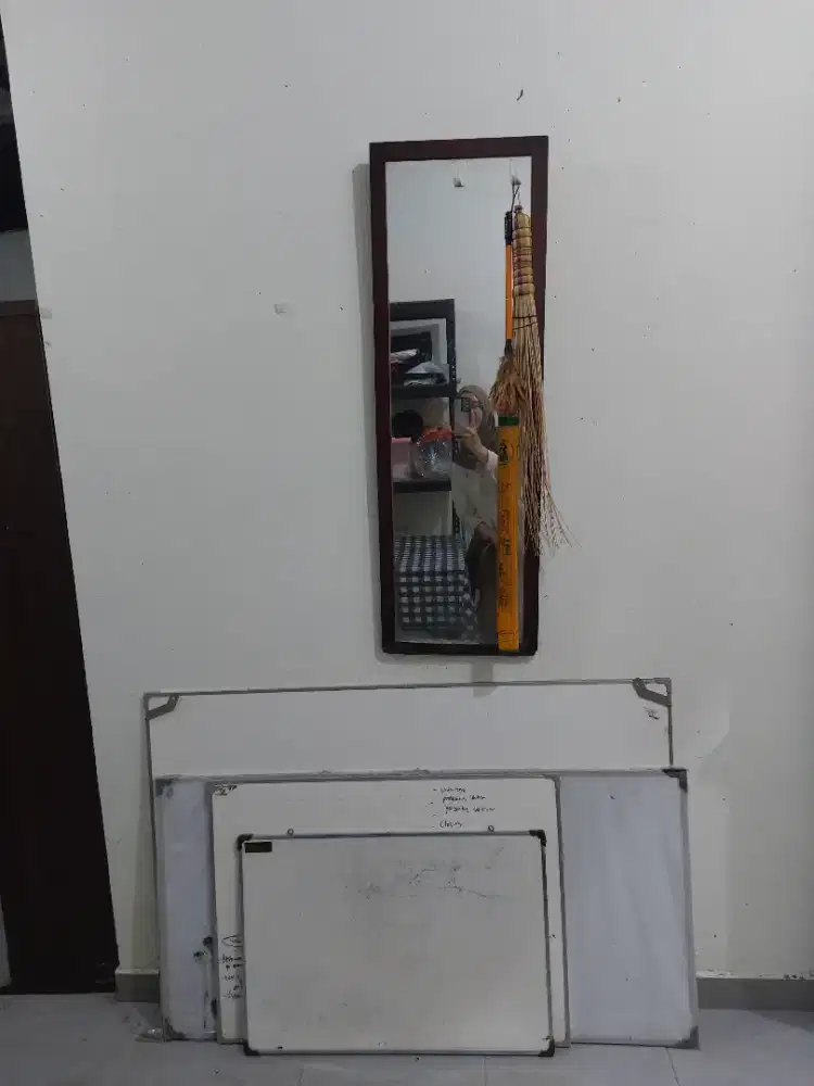 Papan tulis whiteboard