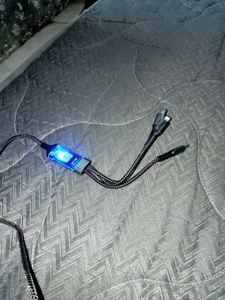 Kabel chrger buat 3 lobang
